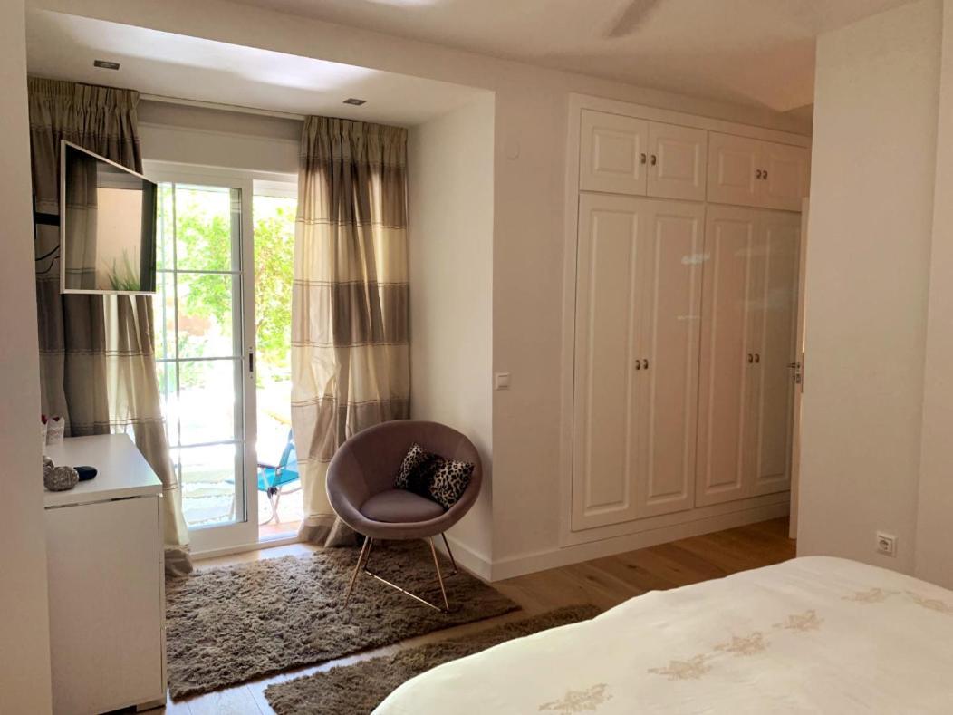 Marbella Playa Residencial Con Piscinaアパートメント エクステリア 写真