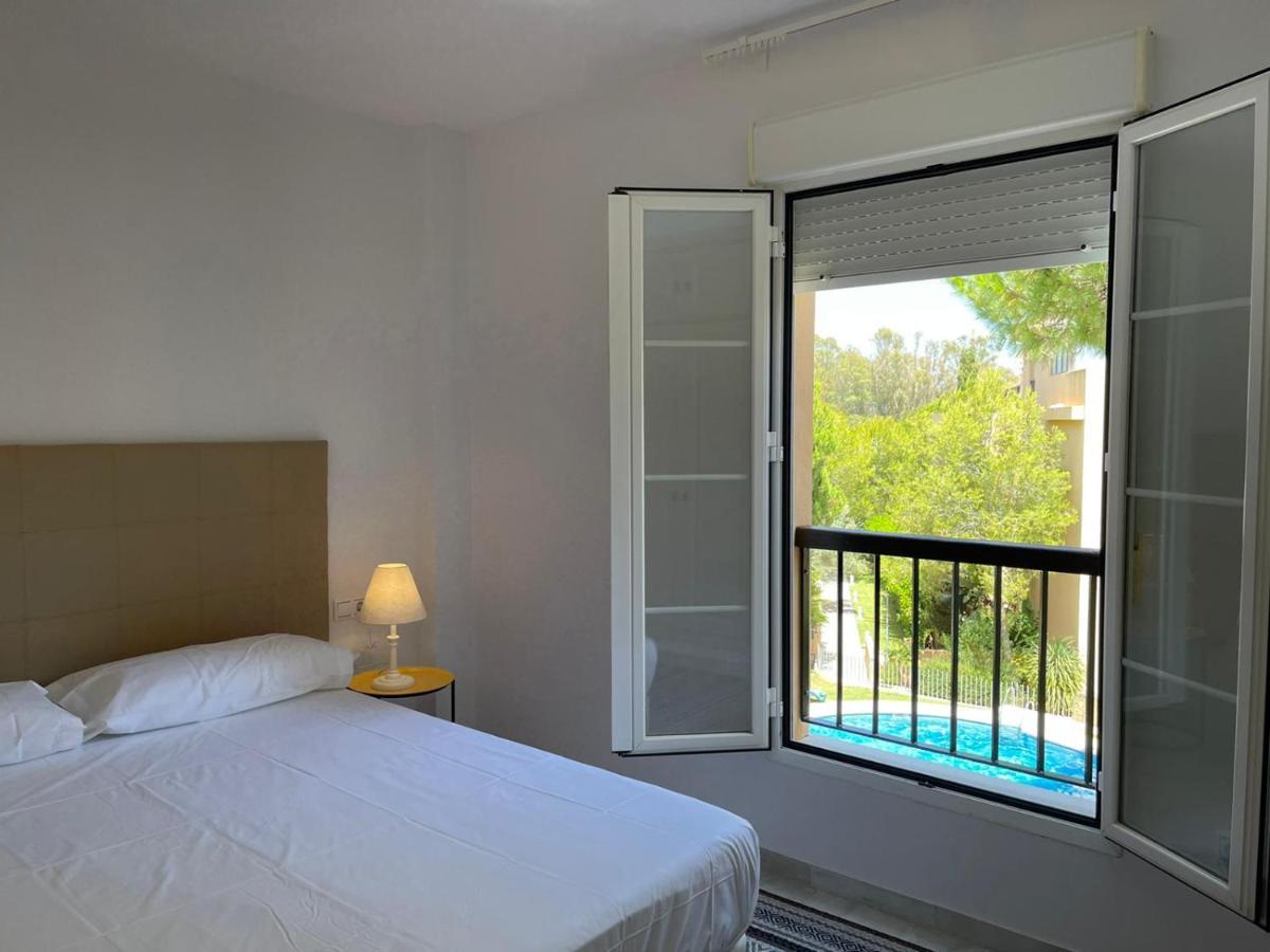 Marbella Playa Residencial Con Piscinaアパートメント エクステリア 写真