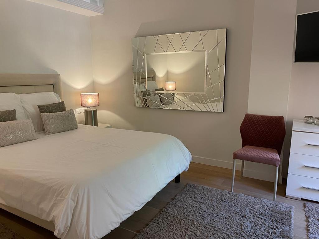 Marbella Playa Residencial Con Piscinaアパートメント エクステリア 写真
