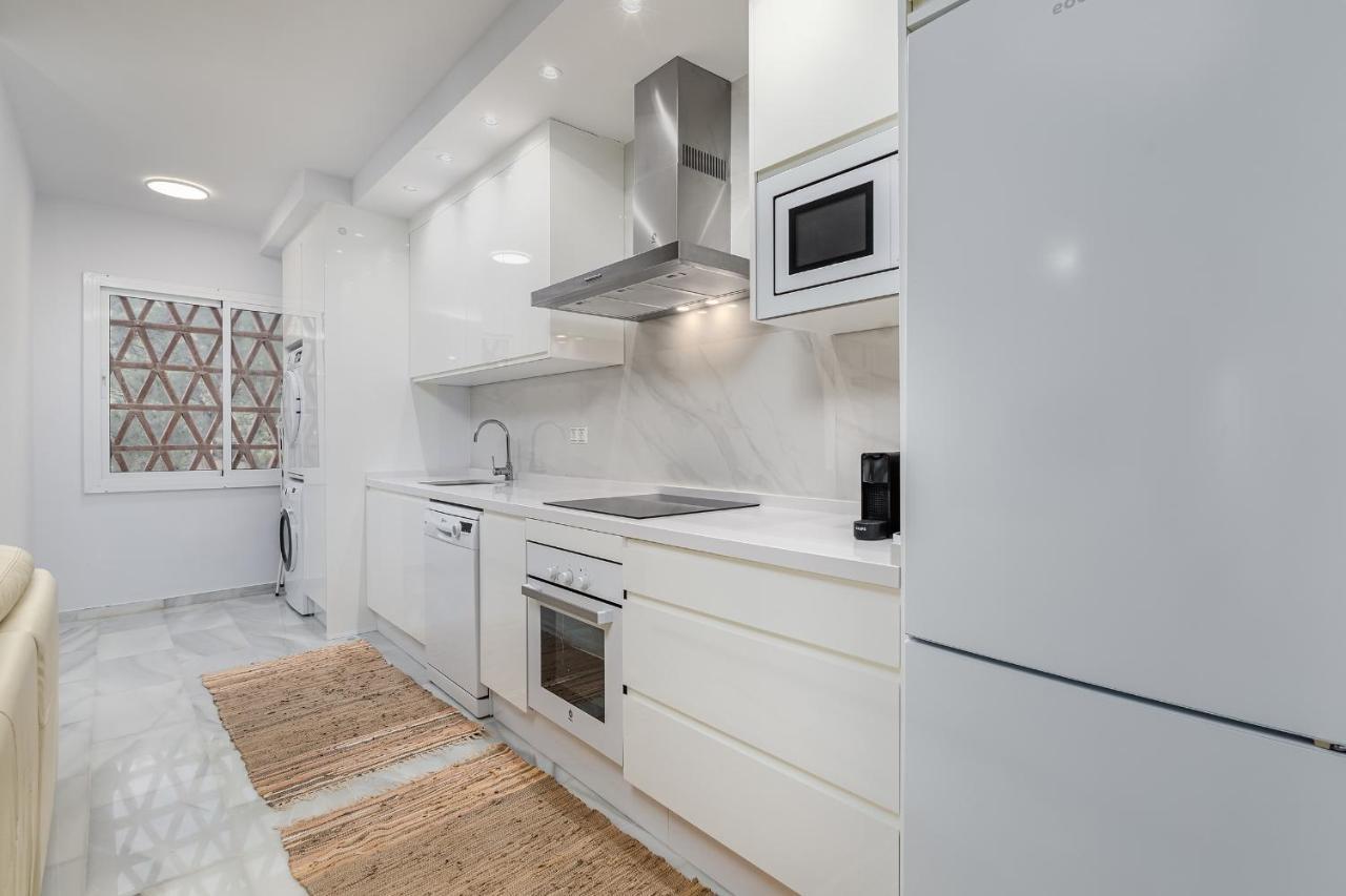 Marbella Playa Residencial Con Piscinaアパートメント エクステリア 写真