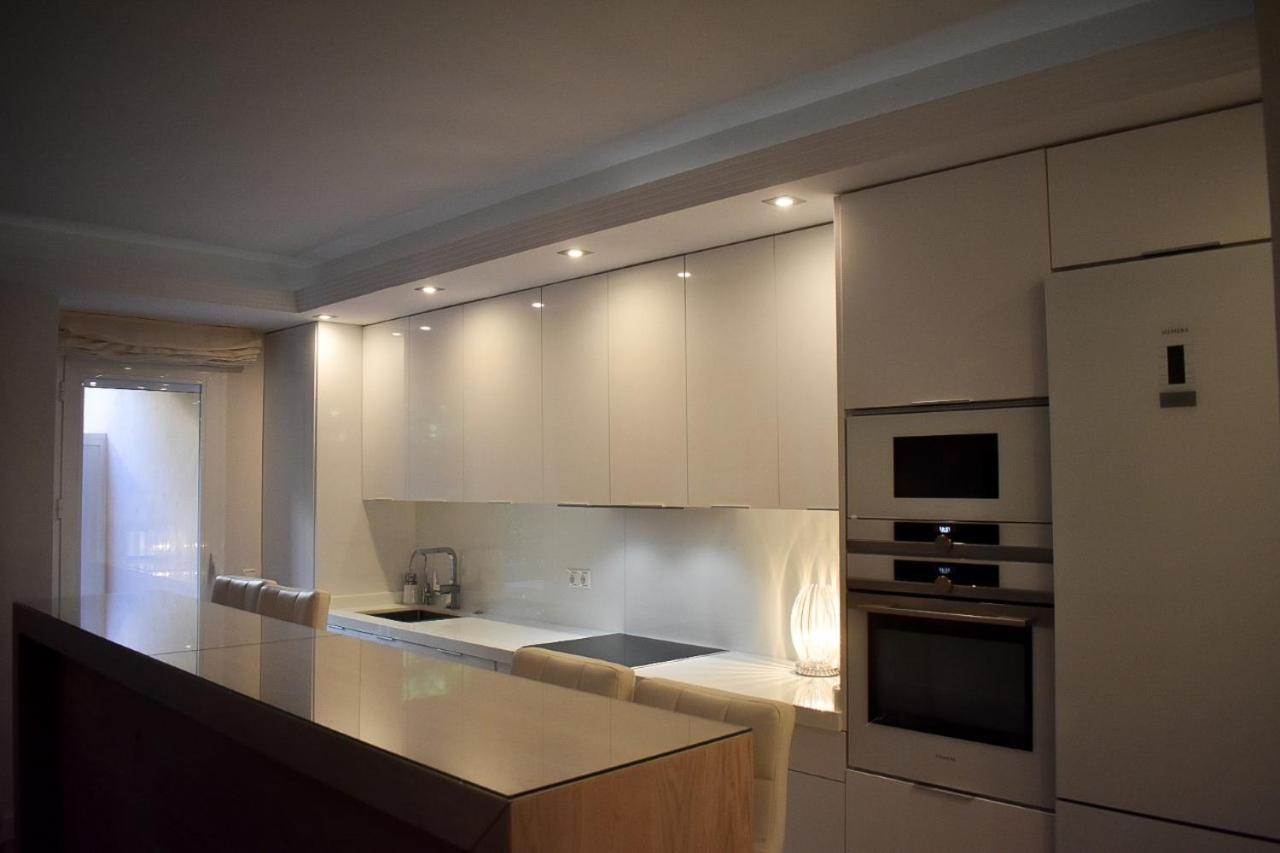 Marbella Playa Residencial Con Piscinaアパートメント エクステリア 写真